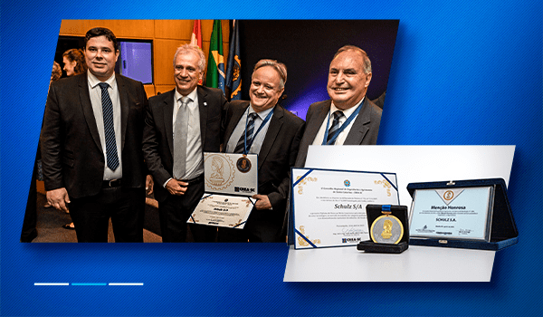 Schulz recebe homenagens por sua contribuição tecnológica para a comunidade